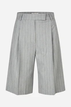 Baum und Pferdgarten Shorts><noscript><img width=